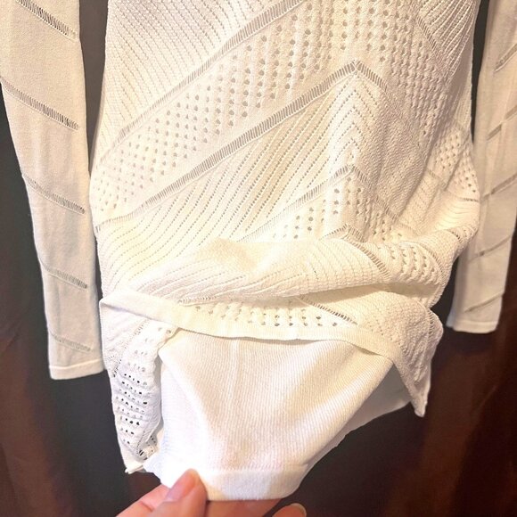 Cache Women's White Sheer Open Weave Deep V Neck Long Sleeve Fitted Sweater-XSM - Picture 9 of 16